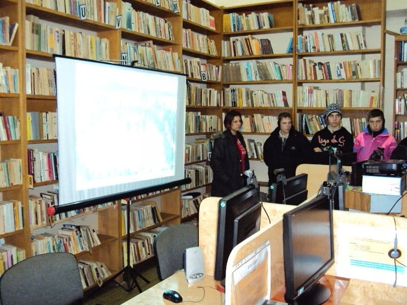 Biblioteca Municipală Dorohoi (2)