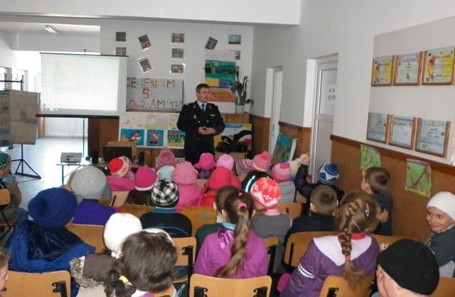 Vizita ISU BT la Sc. DUMBRAVITA (5)