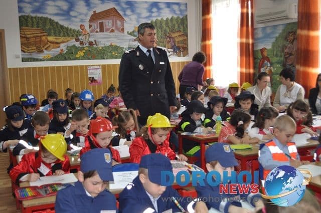 Micii pompieri faza judeteana - Dorohoi 2013_02
