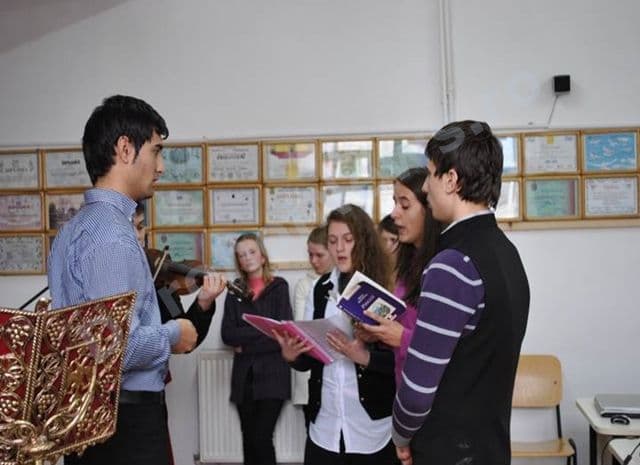 Seminarul Teologic Sf. Ioan Iosif Dorohoi - Oferta educationala_06