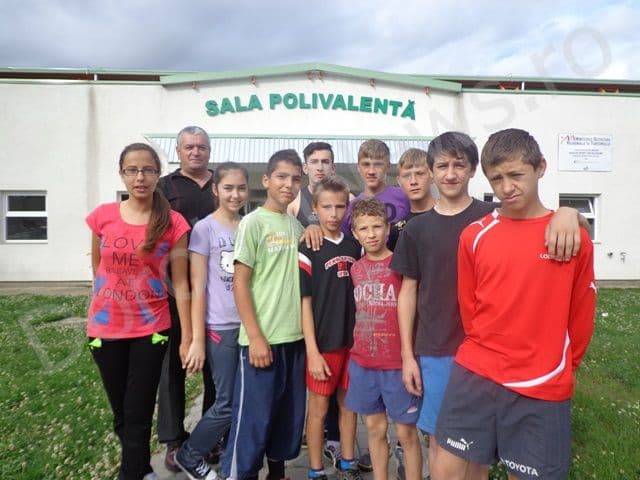 Copiii Scoalii Gimnaziale A.I.Cuza Dorohoi_01