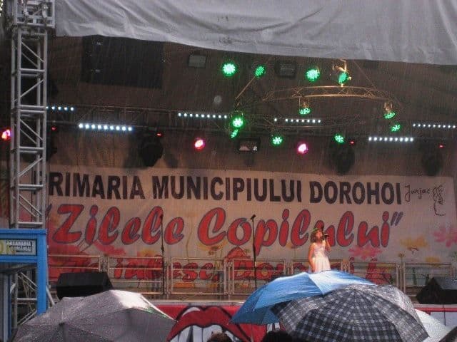 Dorohoi Scoala  Stefan cel Mare la Zilele Copilului (5)