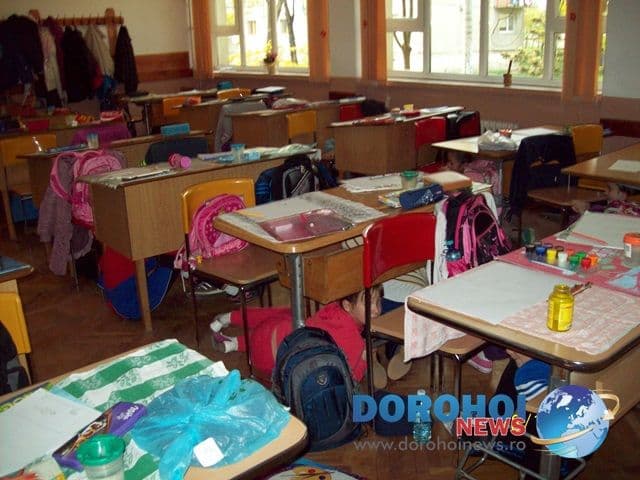 Simulare de cutremur la Scoala Mihail Kogalniceanu Dorohoi_05