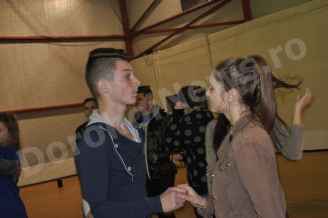 Repetitii Balul Bobocilor 2013_CN Ghica Dorohoi_02