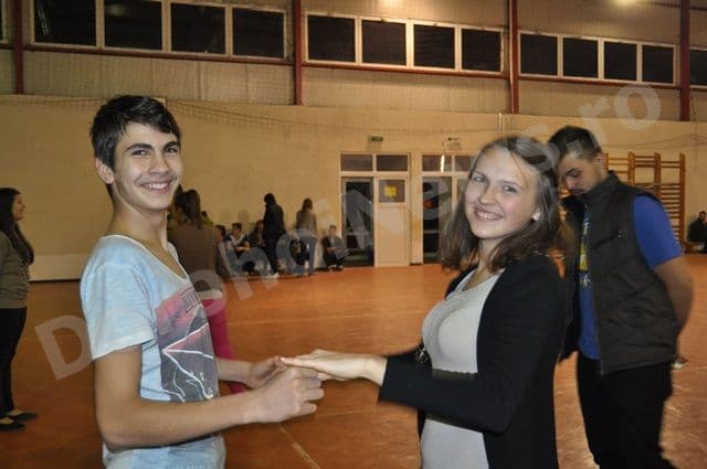 Repetitii Balul Bobocilor 2013_CN Ghica Dorohoi_12