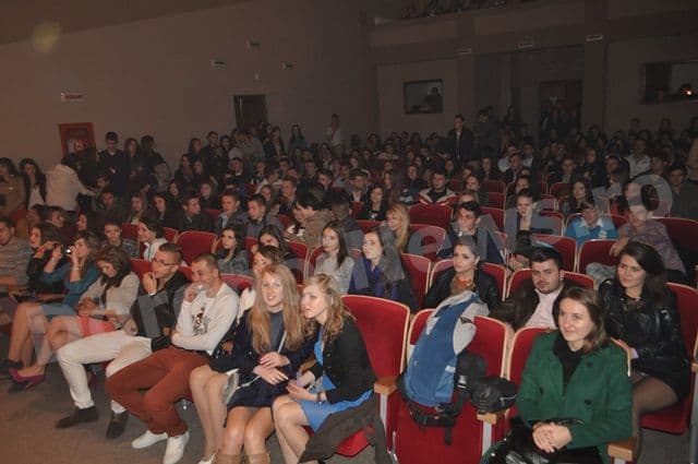 Balul Bobocilor 2013_Regina Maria Dorohoi_14