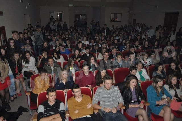 Balul Bobocilor 2013_Regina Maria Dorohoi_30