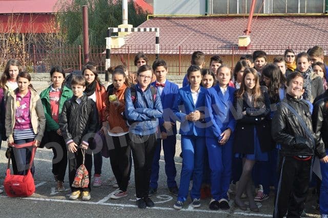 Ziua Scolii Gimnaziale „Mihail Kogalniceanu” Dorohoi 2013_03