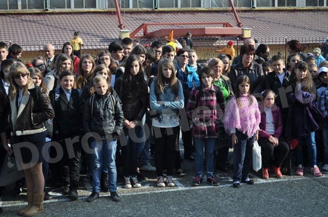 Ziua Scolii Gimnaziale „Mihail Kogalniceanu” Dorohoi 2013_05