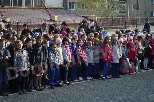Ziua Scolii Gimnaziale „Mihail Kogalniceanu” Dorohoi 2013_07