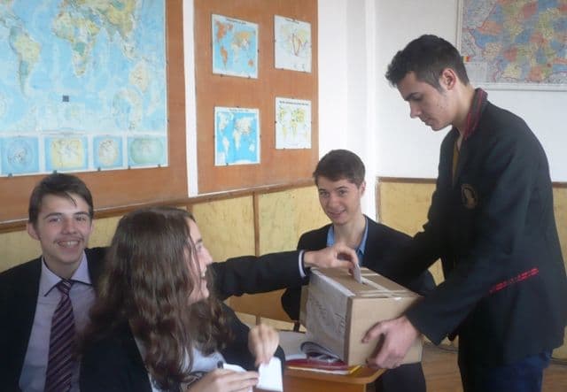 alegeri Liceul Regina Maria Dorohoi (4)