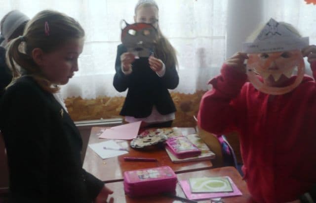 Scoala Lozna si Strateni (3)