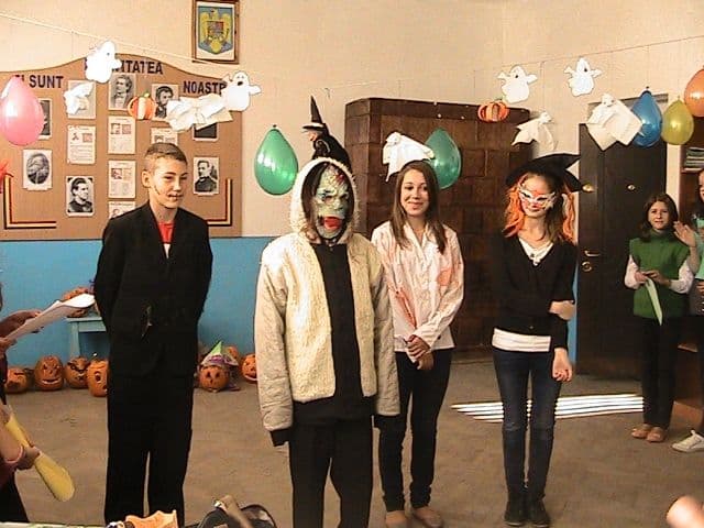 Welcome to Halloween Party _2