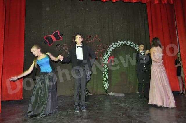 Balul Bobocilor 2013_CN Grigore Ghica Dorohoi_21