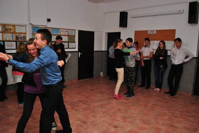 Balul bobocilor Seminarul Teologic Dorohoi (3)