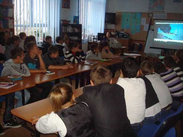 Liceul Tehnologic Plopenii Mari (3)
