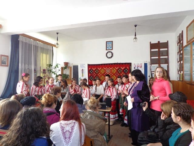 Cetatean roman, cetatean european, Scoala A.I.Cuza, Dorohoi_04