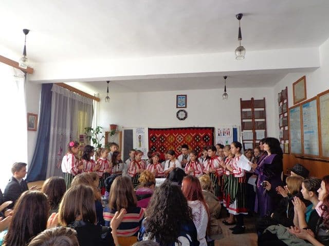 Cetatean roman, cetatean european, Scoala A.I.Cuza, Dorohoi_06