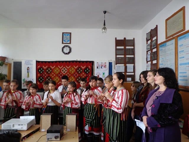 Cetatean roman, cetatean european, Scoala A.I.Cuza, Dorohoi_07