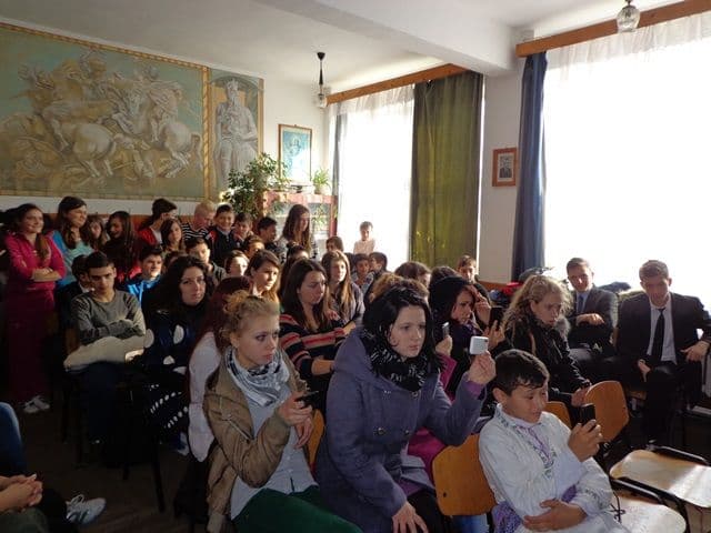 Cetatean roman, cetatean european, Scoala A.I.Cuza, Dorohoi_09