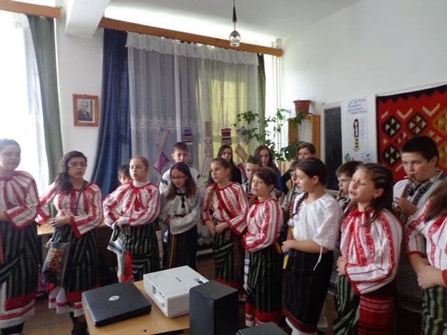 Cetatean roman, cetatean european, Scoala A.I.Cuza, Dorohoi_10