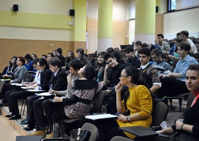 Colegiul National Grigore Ghica Dorohoi04