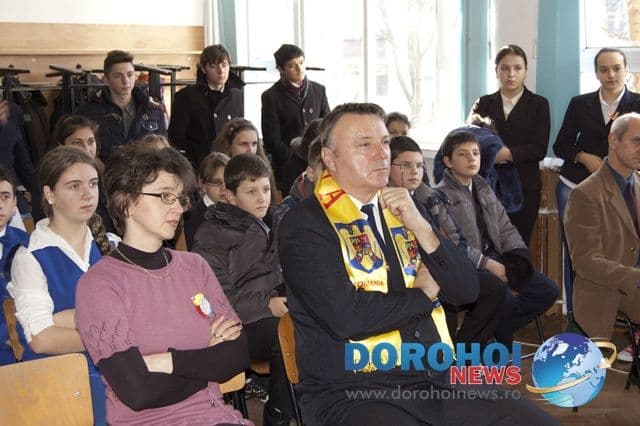 1 Decembrie sarbatorit la Scoala Kogalniceanu Dorohoi_05
