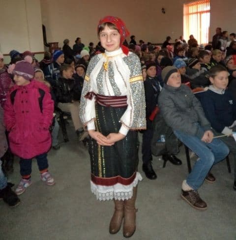 Scoala Lozna si Strateni09
