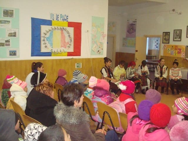 Scoala Gimnaziala Borzesti (4)