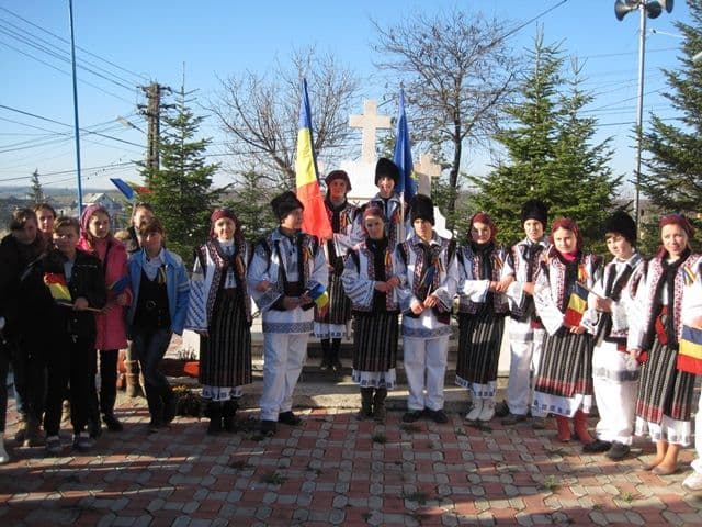 1 Decembrie Corlateni_06