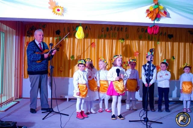 Dorohoi gradinita 8 Festival Toamna in cantec si culoare10