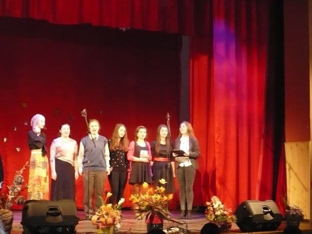 Spectacol de Craciun Liceul Regina Maria Dorohoi007