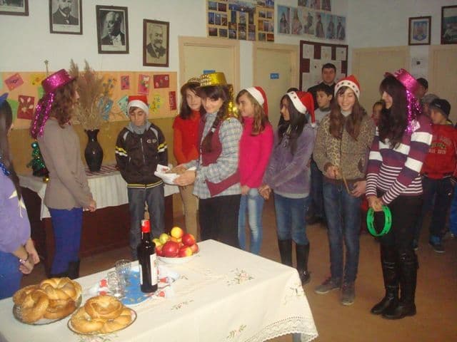 Scoala Borzesi activitate de Craciun (7)
