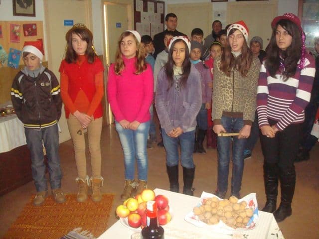 Scoala Borzesi activitate de Craciun (8)