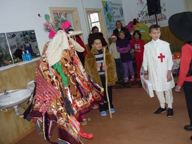 Vin colindatorii, Saucenita_04