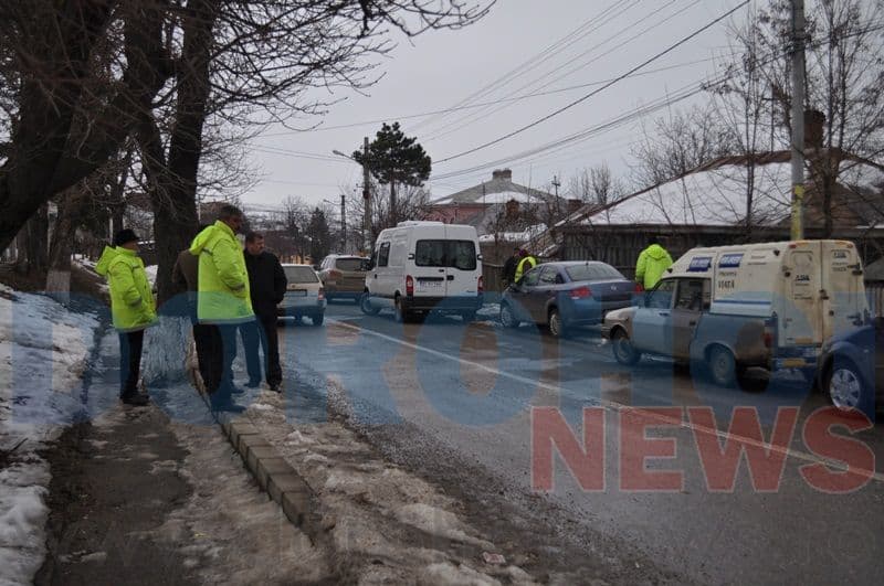 Avarie conducta de apa - strada Stefan cel Mare din Dorohoi_6