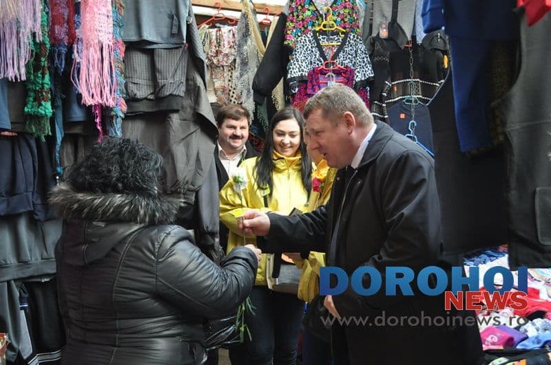 Flori impartite de PNL Dorohoi_035