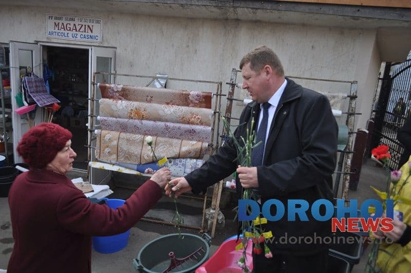 Flori impartite de PNL Dorohoi_039