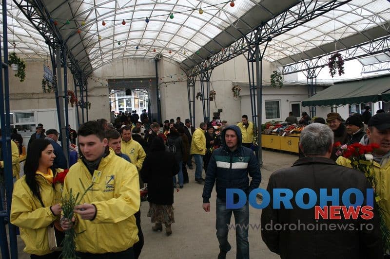 Flori impartite de PNL Dorohoi_060