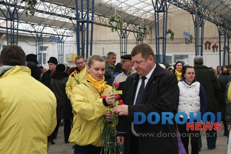 Flori impartite de PNL Dorohoi_068