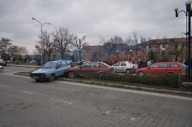 Accident Bulevardul Victoriei Dorohoi_02