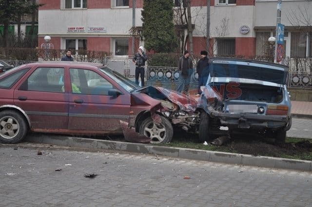 Accident Bulevardul Victoriei Dorohoi_09