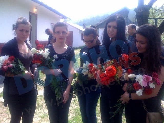 Hiliseu Crisan_Niculina Bacinschi condusa pe ultimul drum_3