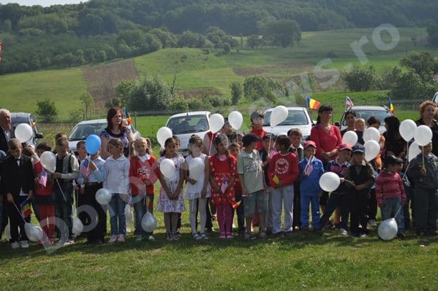 Inaugurare Scoala Racovat - Botosani (12)