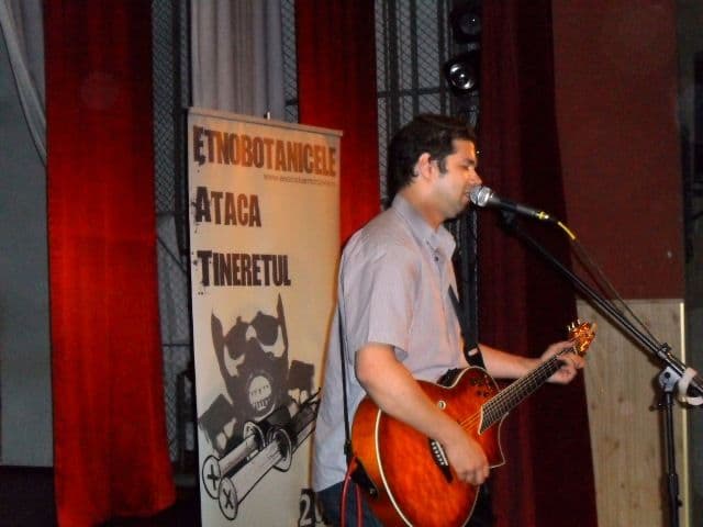 Dorohoi Etnobotanicele atacă tineretul (7)