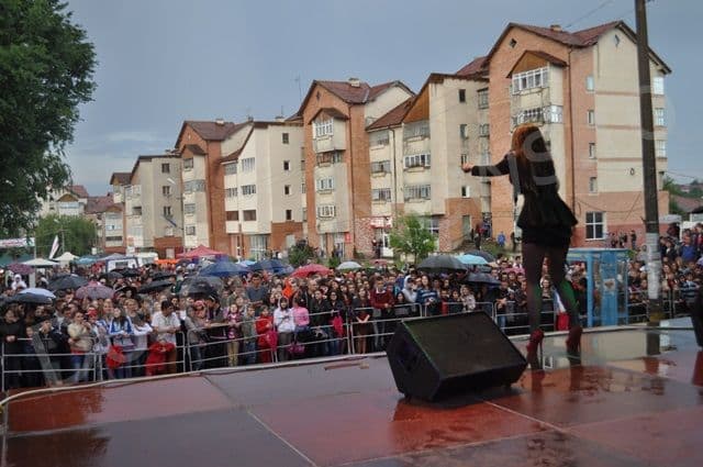 Zilele Copilului Dorohoi 2013_Concert Celia si Akcent_037