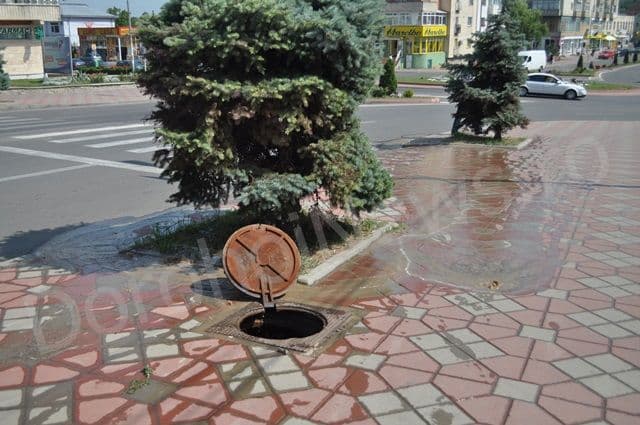 Avarie conducta de apa din Dorohoi_01
