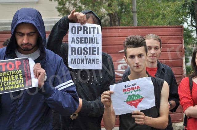 Protest pentru Rosia Montana_Dorohoi_05