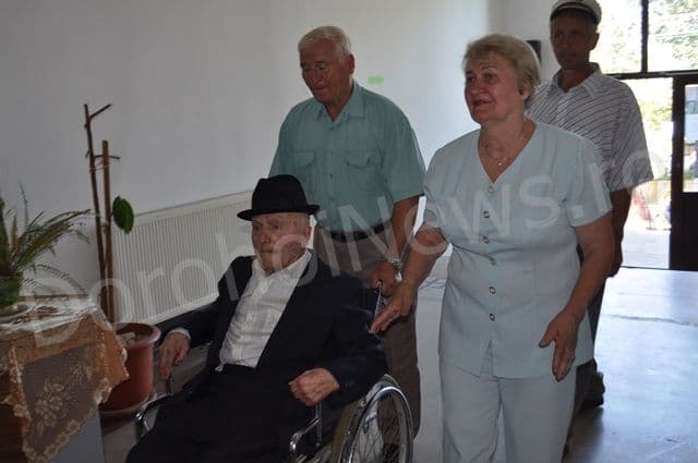 Pomarlean de 102 ani sarbatorit la Dorohoi_02