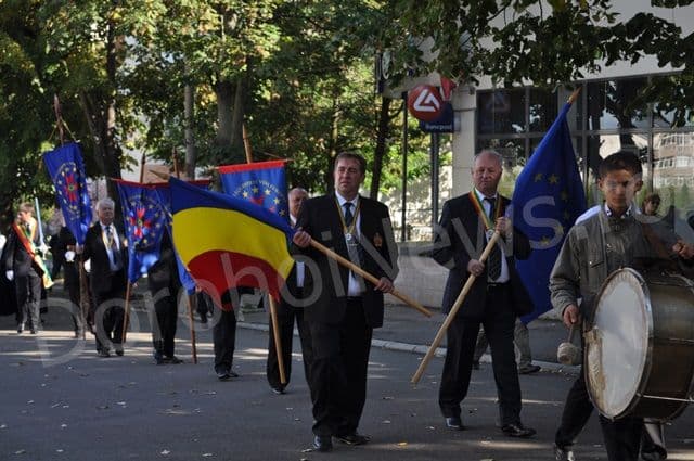 Cavalerii Vinului_10